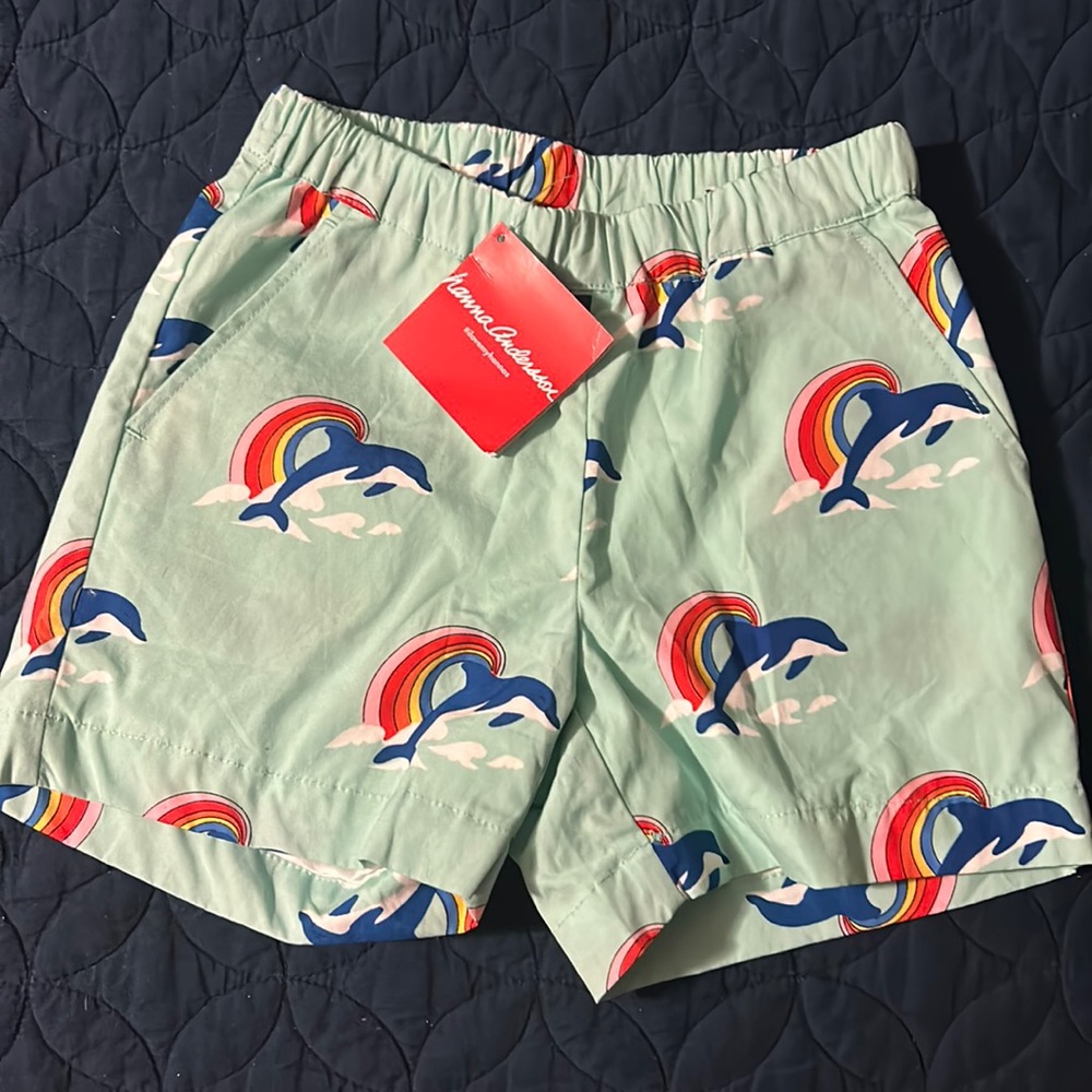 NWT Hanna Andersson Dolphin Rainbow Shorts